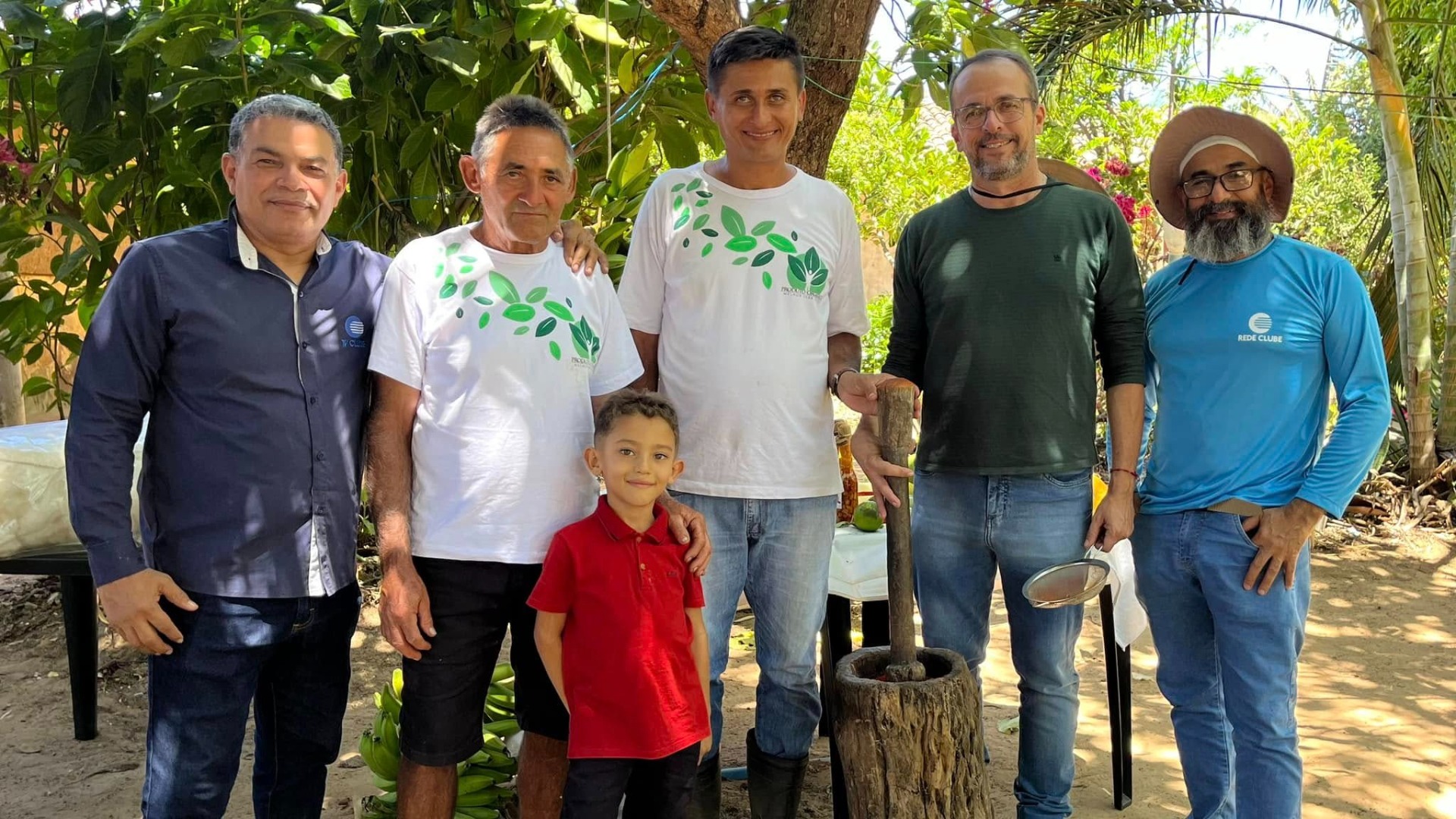 VISITA DA EQUIPE DA TV CLUBE REDE GLOBO DE TERESINA PARA UMA REPORTÁGEM SOBRE O QUINTAL